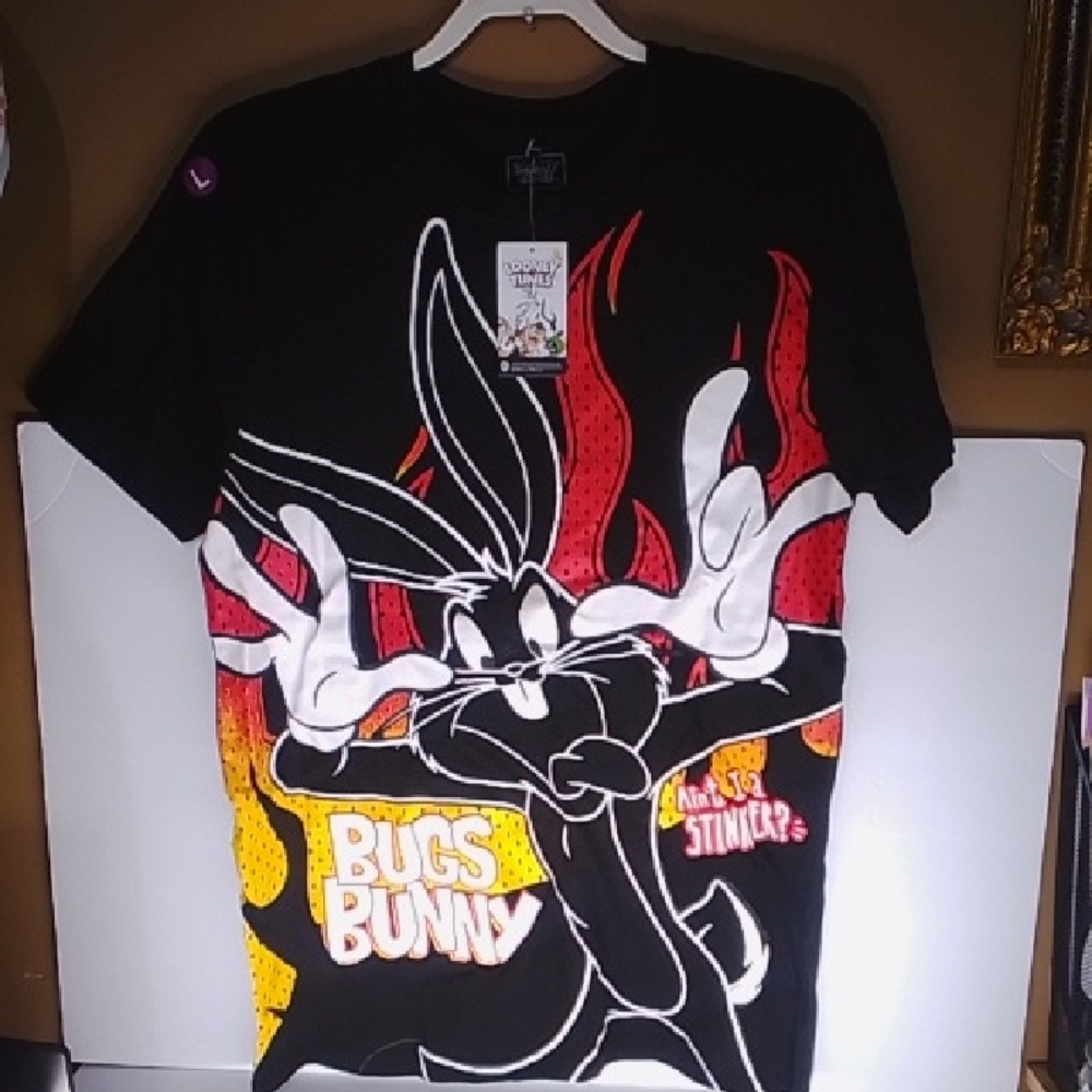 Warner Bros. Bugs Bunny Kids Tee - Black and Red